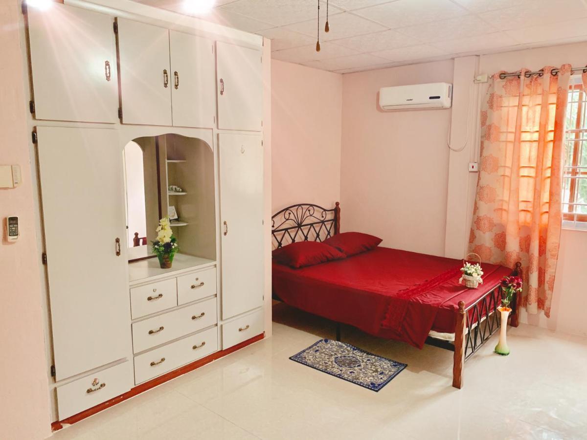 Port of Spain Apartment At Trincity Central Road מראה חיצוני תמונה